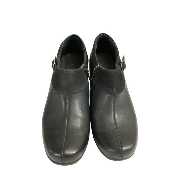 Clarks Women's  Size 7M Black Leather Side Zippers Ankle Booties shoes - Picture 2 of 8